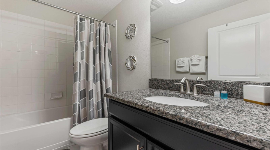 KISSIMMEE, Florida 34746, 6 Bedrooms Bedrooms, ,5 BathroomsBathrooms,Residential,For Sale,SLEEPY HOLLOW,0,MFRO6336863
