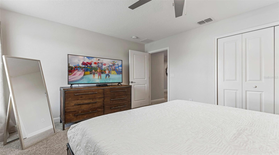 KISSIMMEE, Florida 34746, 6 Bedrooms Bedrooms, ,5 BathroomsBathrooms,Residential,For Sale,SLEEPY HOLLOW,0,MFRO6336863