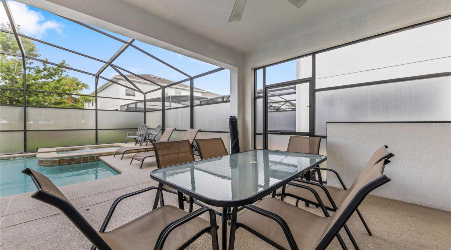 KISSIMMEE, Florida 34746, 6 Bedrooms Bedrooms, ,5 BathroomsBathrooms,Residential,For Sale,SLEEPY HOLLOW,0,MFRO6336863