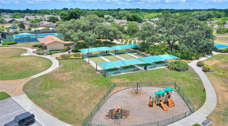 DAVENPORT, Florida 33837, 3 Bedrooms Bedrooms, ,2 BathroomsBathrooms,Residential,For Sale,VISTA SOL DR,0,MFRS5133063