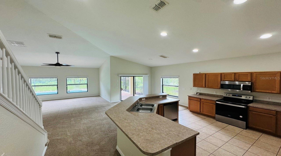 KISSIMMEE, Florida 34747, 4 Bedrooms Bedrooms, ,3 BathroomsBathrooms,Residential,For Sale,ROCCELLA,0,MFRO6338252