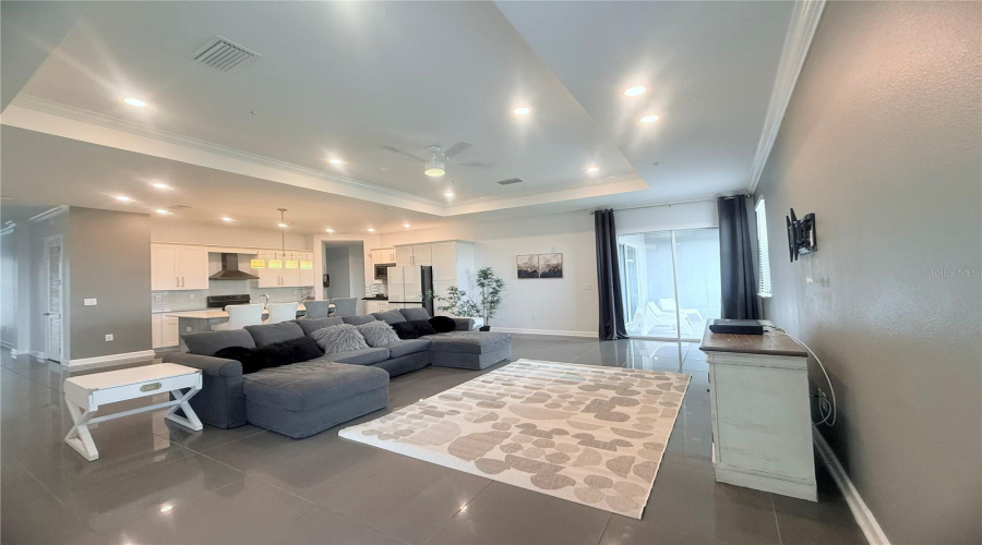 KISSIMMEE, Florida 34746, 4 Bedrooms Bedrooms, ,3 BathroomsBathrooms,Residential,For Sale,CLOCK TOWER,0,MFRO6321352