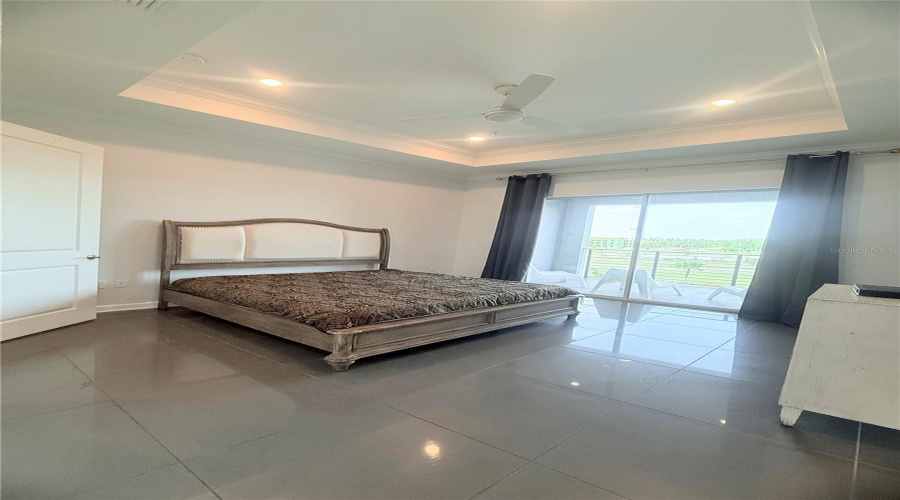 KISSIMMEE, Florida 34746, 4 Bedrooms Bedrooms, ,3 BathroomsBathrooms,Residential,For Sale,CLOCK TOWER,0,MFRO6321352