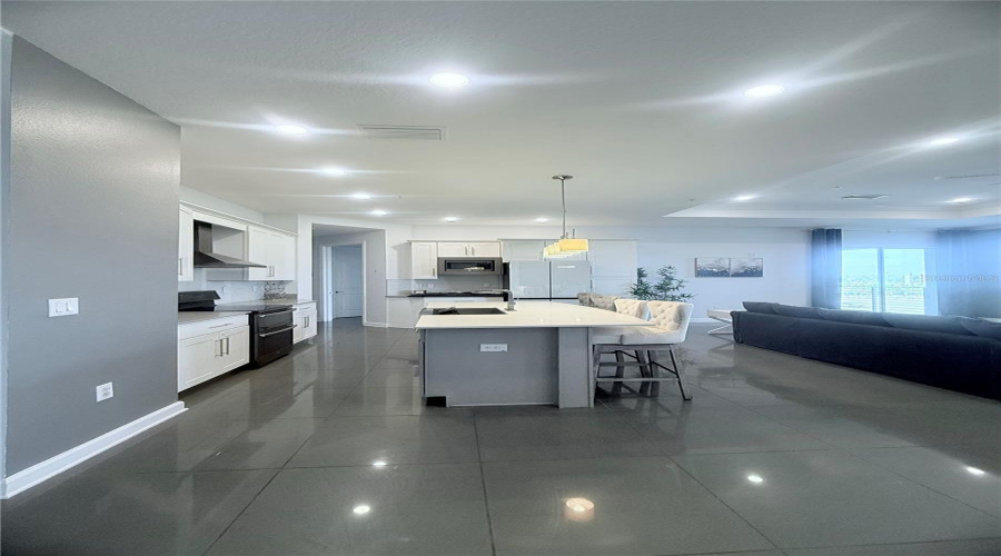 KISSIMMEE, Florida 34746, 4 Bedrooms Bedrooms, ,3 BathroomsBathrooms,Residential,For Sale,CLOCK TOWER,0,MFRO6321352