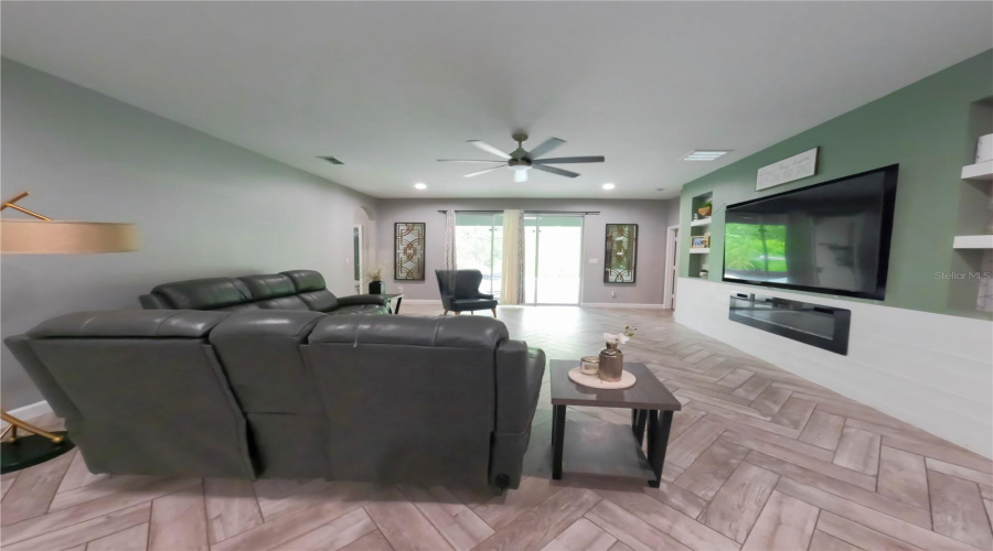 KISSIMMEE, Florida 34746, 4 Bedrooms Bedrooms, ,2 BathroomsBathrooms,Residential,For Sale,MARSHFIELD PRESERVE,0,MFRO6336042