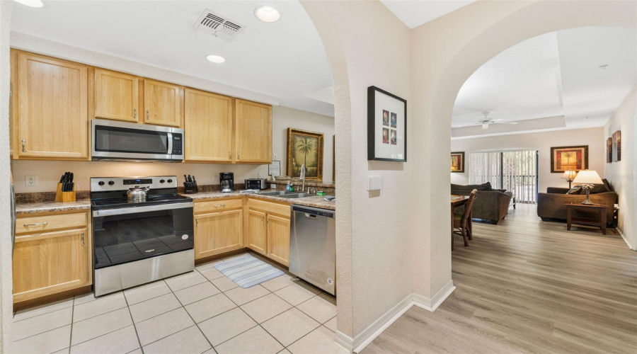 KISSIMMEE, Florida 34747, 3 Bedrooms Bedrooms, ,2 BathroomsBathrooms,Residential,For Sale,TREASURE TROVE,0,MFRO6336868