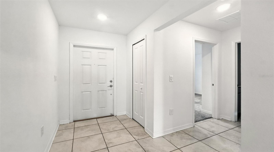 KISSIMMEE, Florida 34746, 3 Bedrooms Bedrooms, ,2 BathroomsBathrooms,Residential,For Sale,BIRNHAM WOOD,0,MFRO6319135