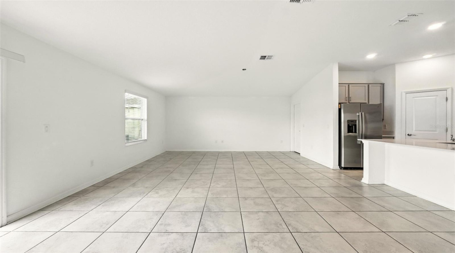 KISSIMMEE, Florida 34746, 3 Bedrooms Bedrooms, ,2 BathroomsBathrooms,Residential,For Sale,BIRNHAM WOOD,0,MFRO6319135