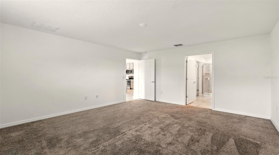 KISSIMMEE, Florida 34746, 3 Bedrooms Bedrooms, ,2 BathroomsBathrooms,Residential,For Sale,BIRNHAM WOOD,0,MFRO6319135