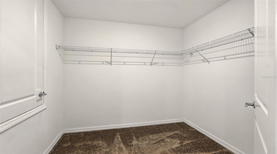 KISSIMMEE, Florida 34746, 3 Bedrooms Bedrooms, ,2 BathroomsBathrooms,Residential,For Sale,BIRNHAM WOOD,0,MFRO6319135