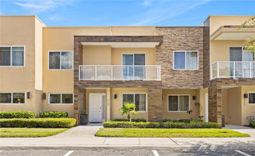 KISSIMMEE, Florida 34747, 4 Bedrooms Bedrooms, ,4 BathroomsBathrooms,Residential,For Sale,BRASILIA,0,MFRO6313607
