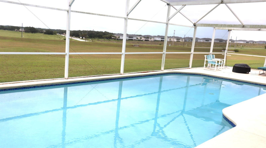 DAVENPORT, Florida 33897, 4 Bedrooms Bedrooms, ,3 BathroomsBathrooms,Residential,For Sale,LOCKBREEZE DR,0,MFRO6337459