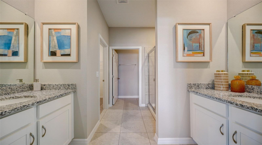 DAVENPORT, Florida 33837, 4 Bedrooms Bedrooms, ,2 BathroomsBathrooms,Residential,For Sale,ALTITUDE,0,MFRO6330395