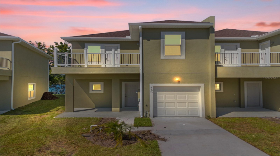 DAVENPORT, Florida 33896, 4 Bedrooms Bedrooms, ,4 BathroomsBathrooms,Residential,For Sale,LAKE SHORE,0,MFRO6252182