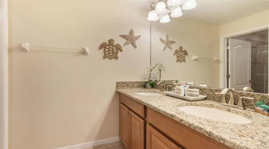 KISSIMMEE, Florida 34747, 4 Bedrooms Bedrooms, ,3 BathroomsBathrooms,Residential,For Sale,CUBAN PALM,0,MFRS5128305