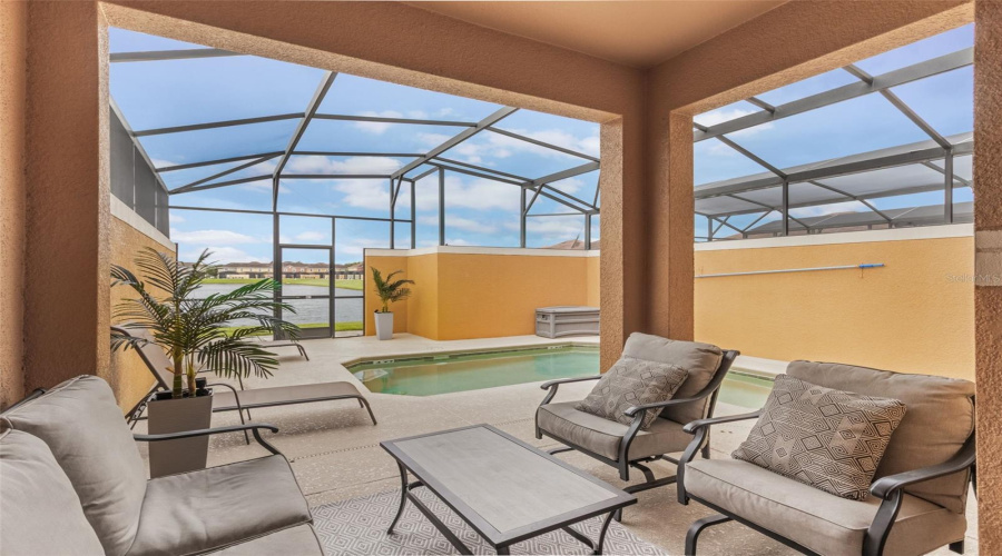 KISSIMMEE, Florida 34747, 4 Bedrooms Bedrooms, ,3 BathroomsBathrooms,Residential,For Sale,CUBAN PALM,0,MFRS5128305