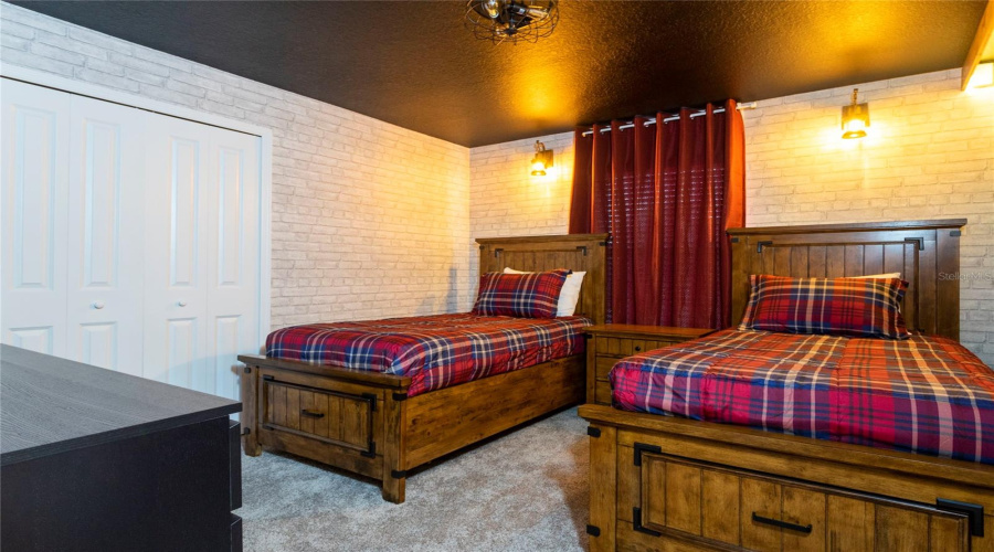 KISSIMMEE, Florida 34746, 5 Bedrooms Bedrooms, ,4 BathroomsBathrooms,Residential,For Sale,SCENE,0,MFRO6270615