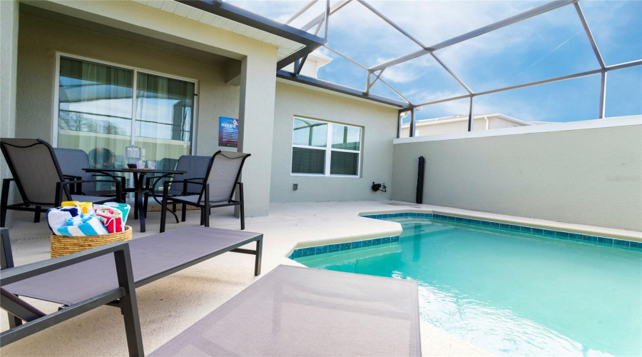 KISSIMMEE, Florida 34746, 5 Bedrooms Bedrooms, ,4 BathroomsBathrooms,Residential,For Sale,SCENE,0,MFRO6270615