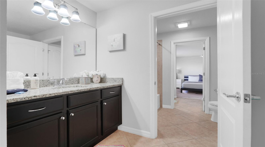 KISSIMMEE, Florida 34747, 8 Bedrooms Bedrooms, ,6 BathroomsBathrooms,Residential,For Sale,MENTON LOOP,0,MFRO6338064