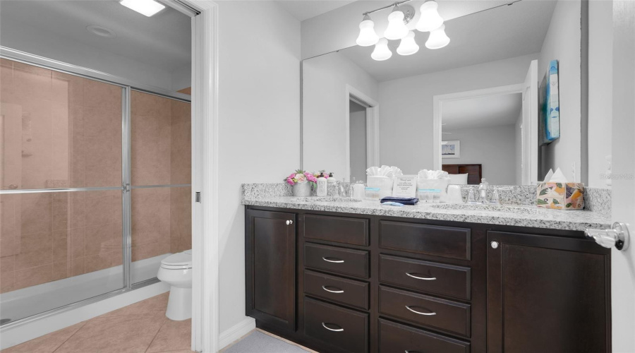 KISSIMMEE, Florida 34747, 8 Bedrooms Bedrooms, ,6 BathroomsBathrooms,Residential,For Sale,MENTON LOOP,0,MFRO6338064