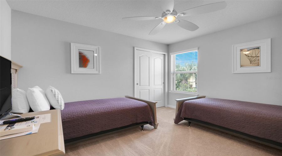 KISSIMMEE, Florida 34747, 8 Bedrooms Bedrooms, ,6 BathroomsBathrooms,Residential,For Sale,MENTON LOOP,0,MFRO6338064