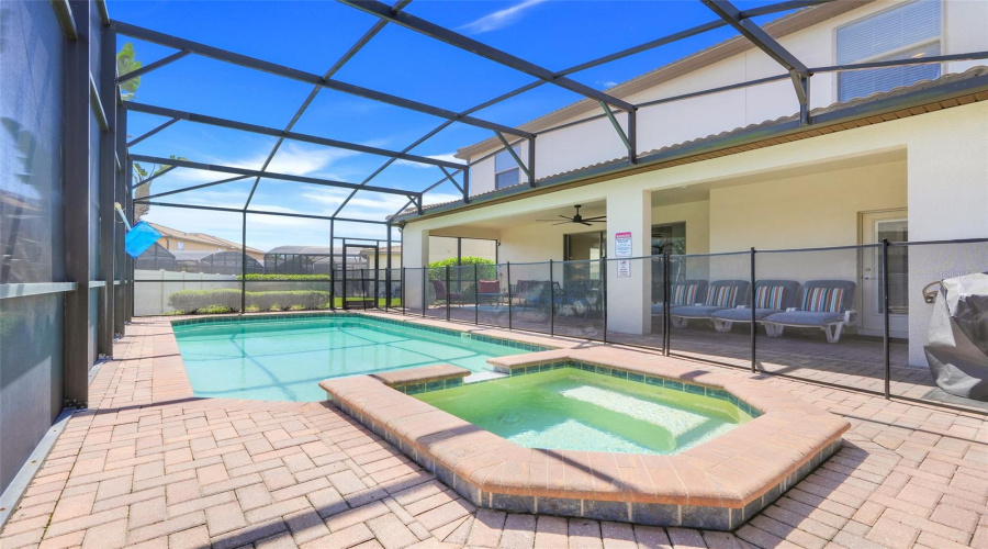 KISSIMMEE, Florida 34747, 8 Bedrooms Bedrooms, ,6 BathroomsBathrooms,Residential,For Sale,MENTON LOOP,0,MFRO6338064