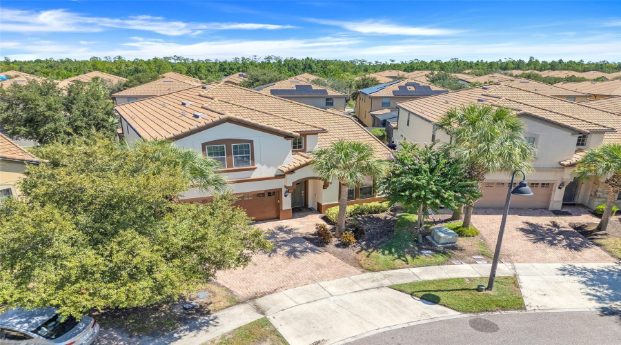 KISSIMMEE, Florida 34747, 8 Bedrooms Bedrooms, ,6 BathroomsBathrooms,Residential,For Sale,MENTON LOOP,0,MFRO6338064