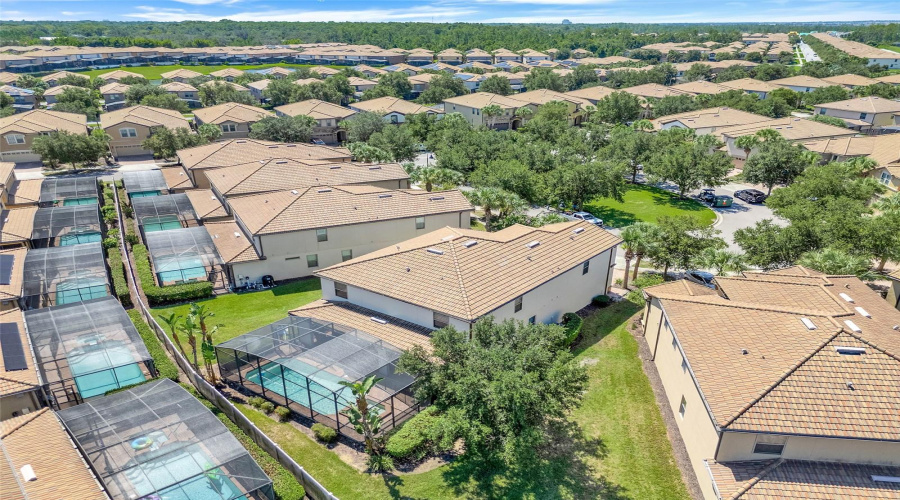 KISSIMMEE, Florida 34747, 8 Bedrooms Bedrooms, ,6 BathroomsBathrooms,Residential,For Sale,MENTON LOOP,0,MFRO6338064