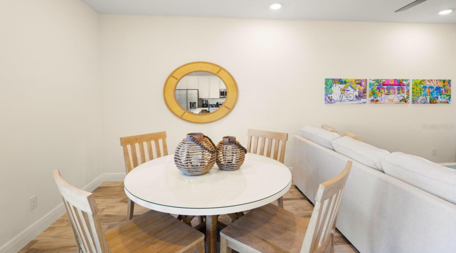 KISSIMMEE, Florida 34747, 3 Bedrooms Bedrooms, ,3 BathroomsBathrooms,Residential,For Sale,ON THE ROCKS,0,MFRO6338808
