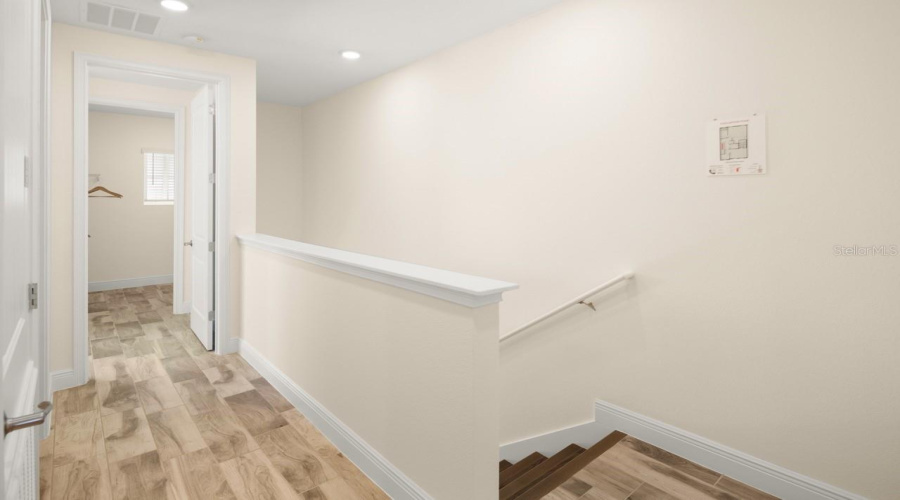 KISSIMMEE, Florida 34747, 3 Bedrooms Bedrooms, ,3 BathroomsBathrooms,Residential,For Sale,ON THE ROCKS,0,MFRO6338808