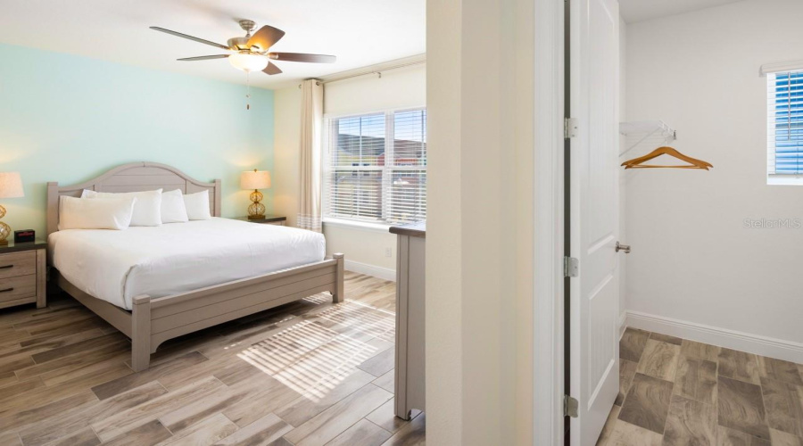 KISSIMMEE, Florida 34747, 3 Bedrooms Bedrooms, ,3 BathroomsBathrooms,Residential,For Sale,ON THE ROCKS,0,MFRO6338808