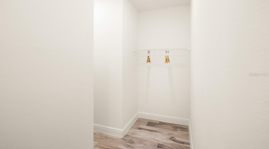 KISSIMMEE, Florida 34747, 3 Bedrooms Bedrooms, ,3 BathroomsBathrooms,Residential,For Sale,ON THE ROCKS,0,MFRO6338808