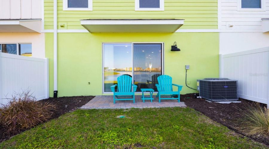KISSIMMEE, Florida 34747, 3 Bedrooms Bedrooms, ,3 BathroomsBathrooms,Residential,For Sale,ON THE ROCKS,0,MFRO6338808