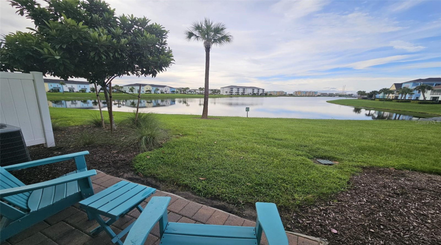 KISSIMMEE, Florida 34747, 3 Bedrooms Bedrooms, ,3 BathroomsBathrooms,Residential,For Sale,ON THE ROCKS,0,MFRO6338808