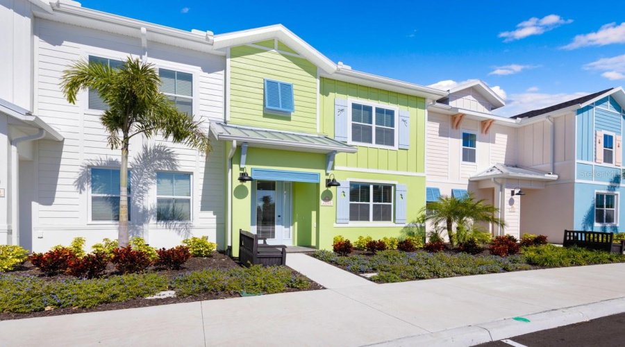 KISSIMMEE, Florida 34747, 3 Bedrooms Bedrooms, ,3 BathroomsBathrooms,Residential,For Sale,ON THE ROCKS,0,MFRO6338808