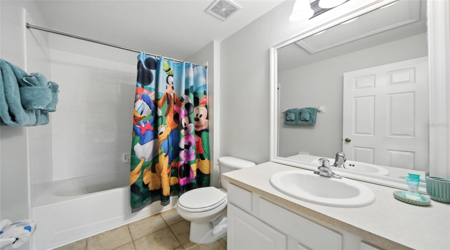 KISSIMMEE, Florida 34747, 3 Bedrooms Bedrooms, ,3 BathroomsBathrooms,Residential,For Sale,SIR KAUFMANN,0,MFRO6338941