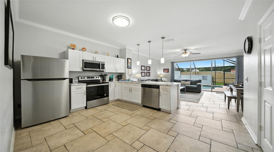 KISSIMMEE, Florida 34747, 3 Bedrooms Bedrooms, ,3 BathroomsBathrooms,Residential,For Sale,SIR KAUFMANN,0,MFRO6338941