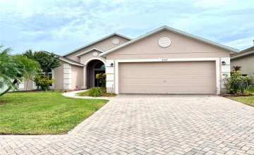 DAVENPORT, Florida 33896, 3 Bedrooms Bedrooms, ,2 BathroomsBathrooms,Residential,For Sale,CAMBRIDGE,0,MFRS5133410
