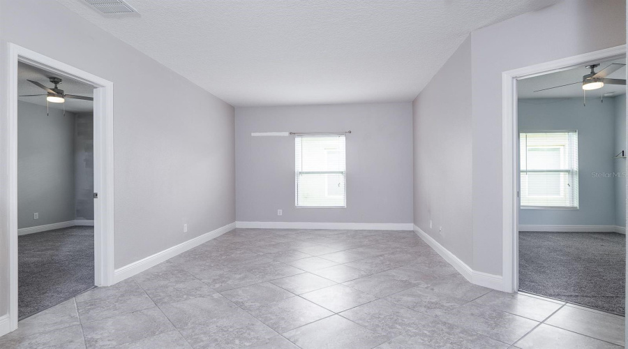 DAVENPORT, Florida 33897, 4 Bedrooms Bedrooms, ,3 BathroomsBathrooms,Residential,For Sale,WILLIAMSON,0,MFRS5133250