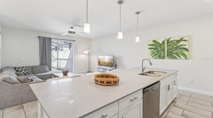KISSIMMEE, Florida 34746, 4 Bedrooms Bedrooms, ,3 BathroomsBathrooms,Residential,For Sale,WINDERMERE,0,MFRR4909799