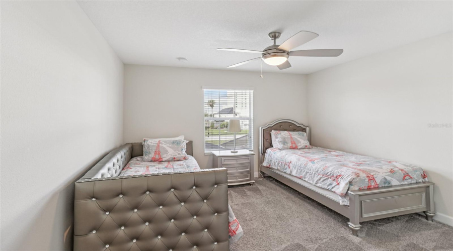 KISSIMMEE, Florida 34746, 4 Bedrooms Bedrooms, ,3 BathroomsBathrooms,Residential,For Sale,WINDERMERE,0,MFRR4909799