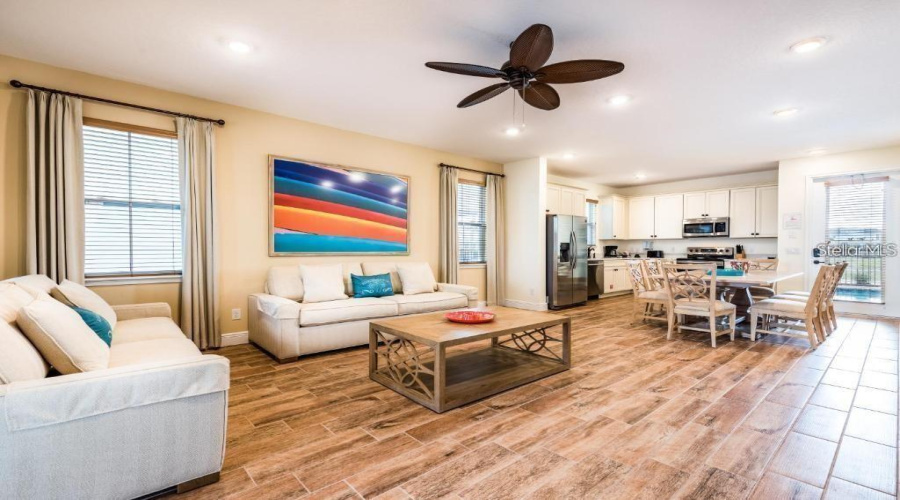 KISSIMMEE, Florida 34747, 4 Bedrooms Bedrooms, ,4 BathroomsBathrooms,Residential,For Sale,SHAKER,0,MFRO6297192