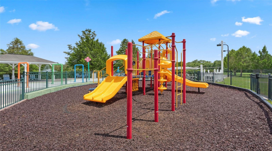 KISSIMMEE, Florida 34746, 3 Bedrooms Bedrooms, ,2 BathroomsBathrooms,Residential,For Sale,JONAFREE,0,MFRS5126718