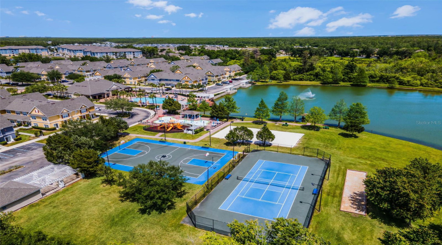 KISSIMMEE, Florida 34746, 3 Bedrooms Bedrooms, ,2 BathroomsBathrooms,Residential,For Sale,JONAFREE,0,MFRS5126718