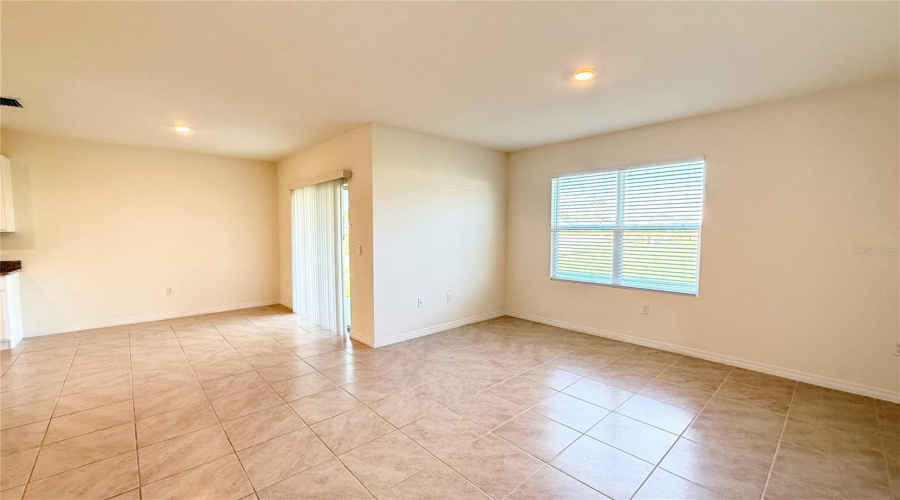 Dining room and living room open plan