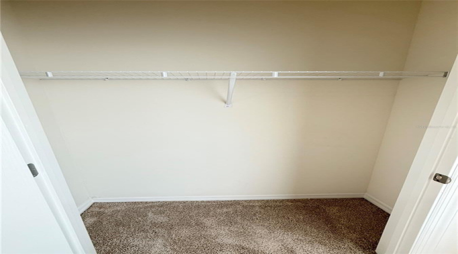 Closet bedroom 1