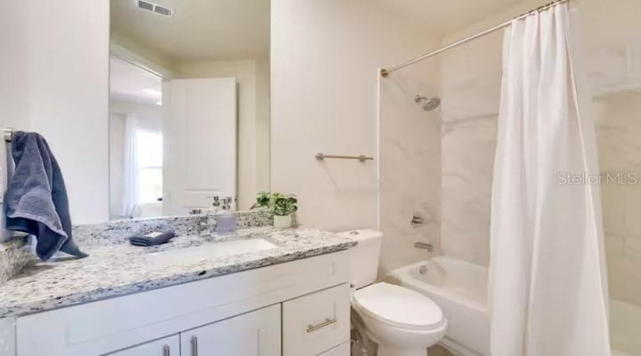KISSIMMEE, Florida 34747, 5 Bedrooms Bedrooms, ,5 BathroomsBathrooms,Residential,For Sale,SUNFLOWER,0,MFRO6320588