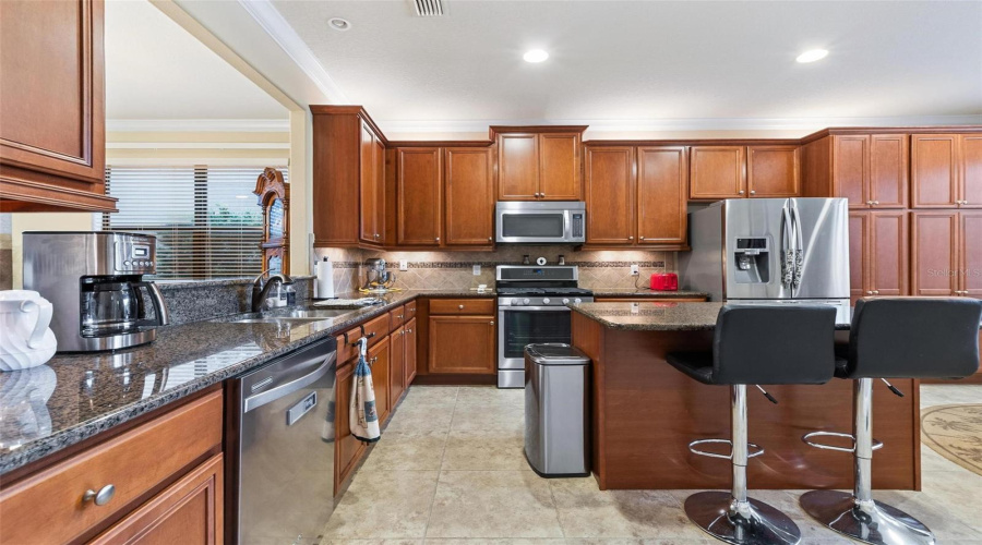 DAVENPORT, Florida 33837, 4 Bedrooms Bedrooms, ,3 BathroomsBathrooms,Residential,For Sale,CADIZ,0,MFRP4936042