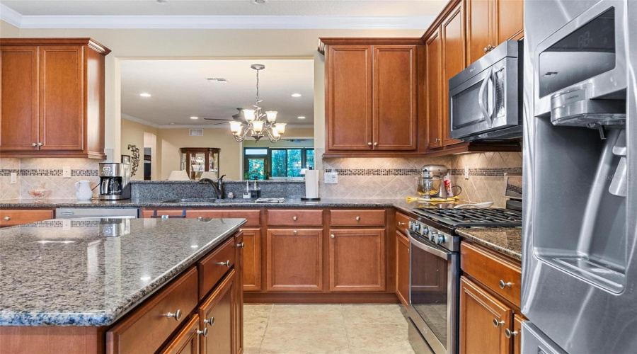 DAVENPORT, Florida 33837, 4 Bedrooms Bedrooms, ,3 BathroomsBathrooms,Residential,For Sale,CADIZ,0,MFRP4936042