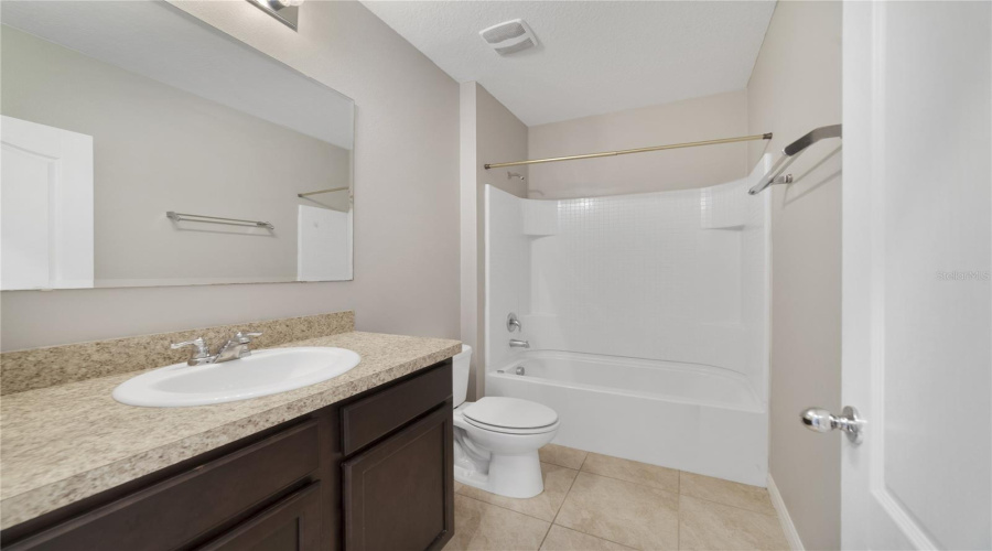 DAVENPORT, Florida 33897, 4 Bedrooms Bedrooms, ,2 BathroomsBathrooms,Residential,For Sale,WILLOW BEND,0,MFRO6339312